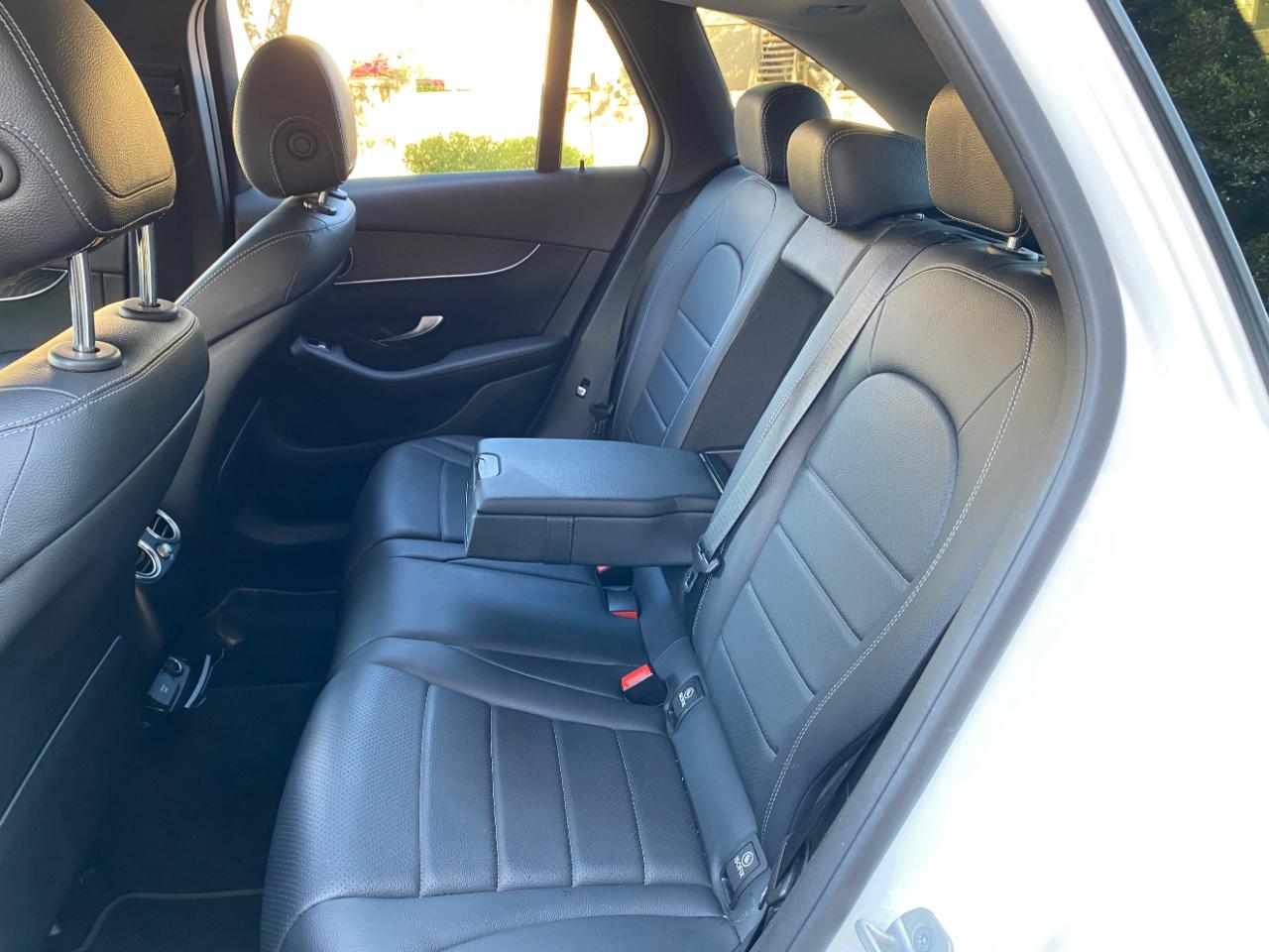 Mercedes-Benz GLC RWD 4dr GLC 300 2016