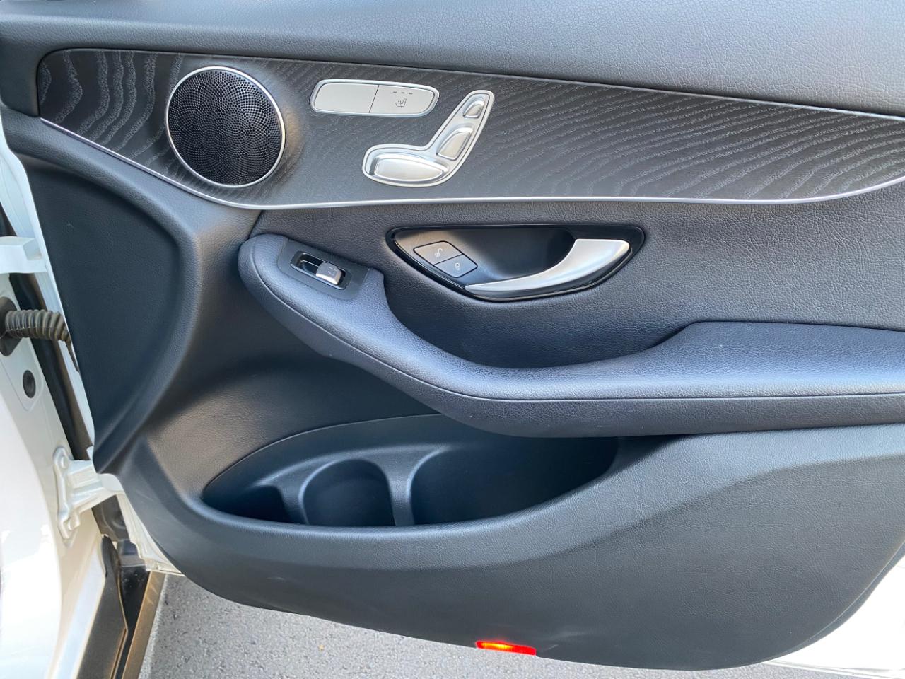 Mercedes-Benz GLC RWD 4dr GLC 300 2016