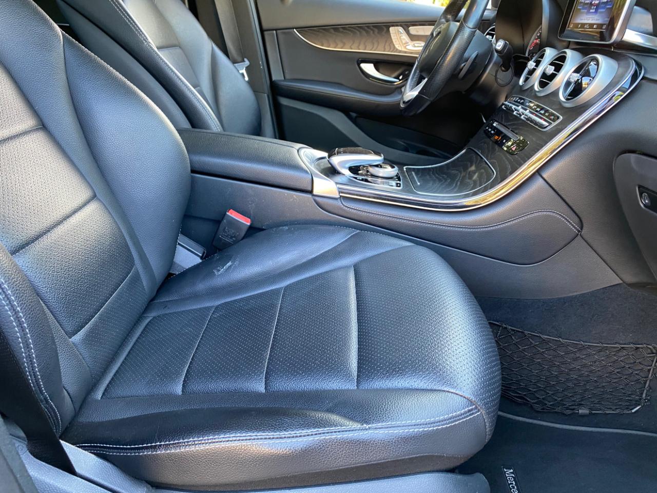 Mercedes-Benz GLC RWD 4dr GLC 300 2016