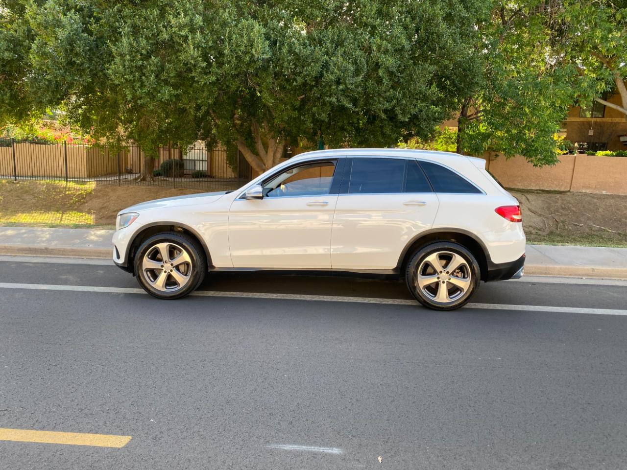 Mercedes-Benz GLC RWD 4dr GLC 300 2016