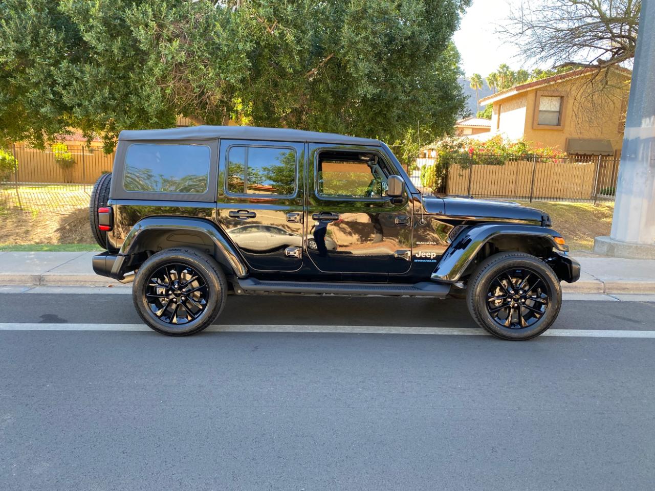 Jeep Wrangler 4xe Sahara 4x4 2023