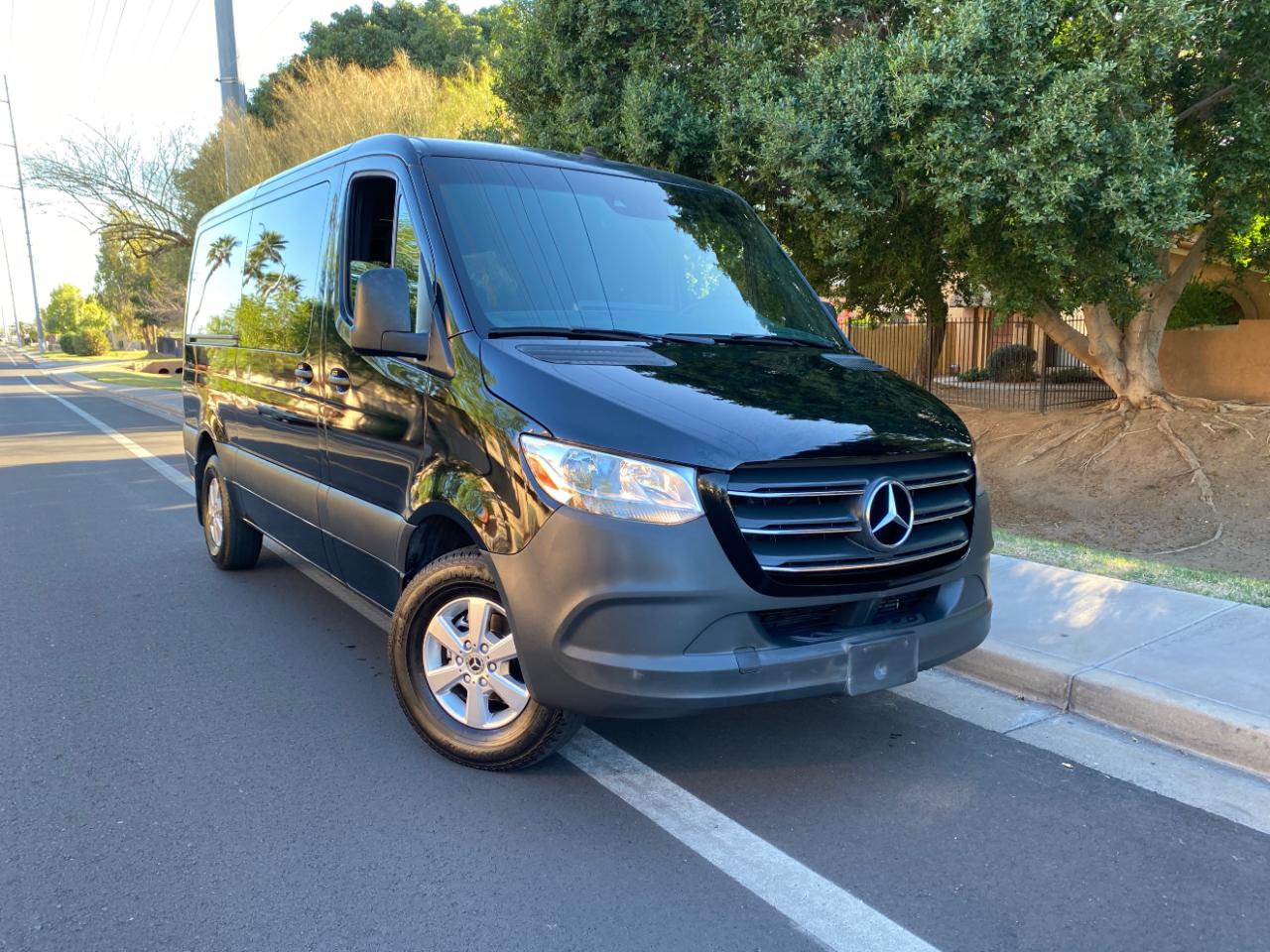 Mercedes-Benz Sprinter Passenger Van 2500 Standard Roof I4 144" RWD 2021