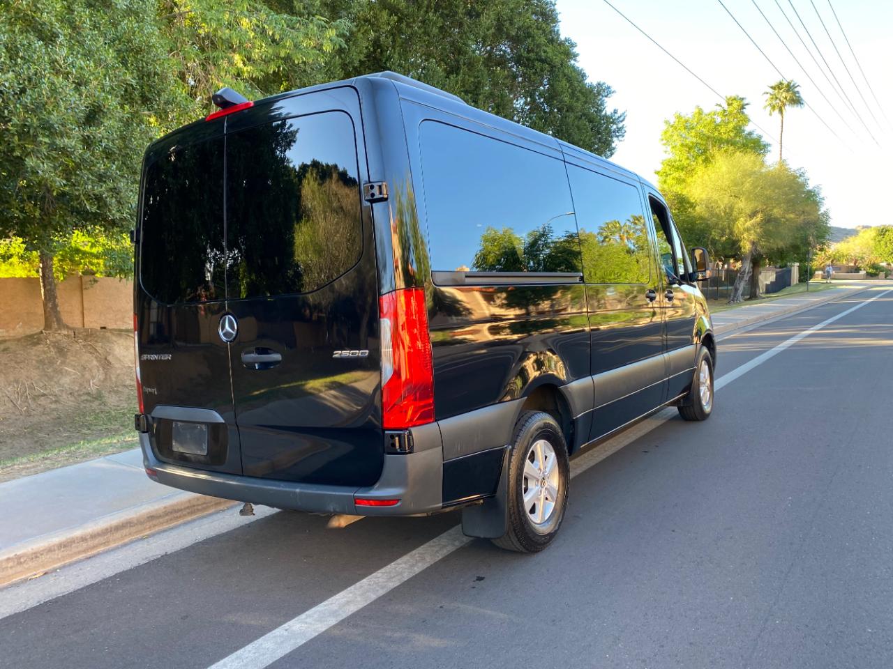 Mercedes-Benz Sprinter Passenger Van 2500 Standard Roof I4 144" RWD 2021