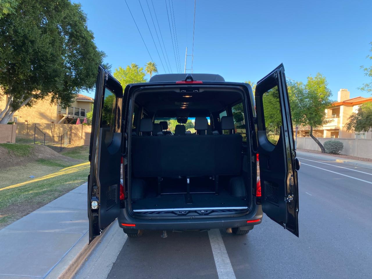 Mercedes-Benz Sprinter Passenger Van 2500 Standard Roof I4 144" RWD 2021