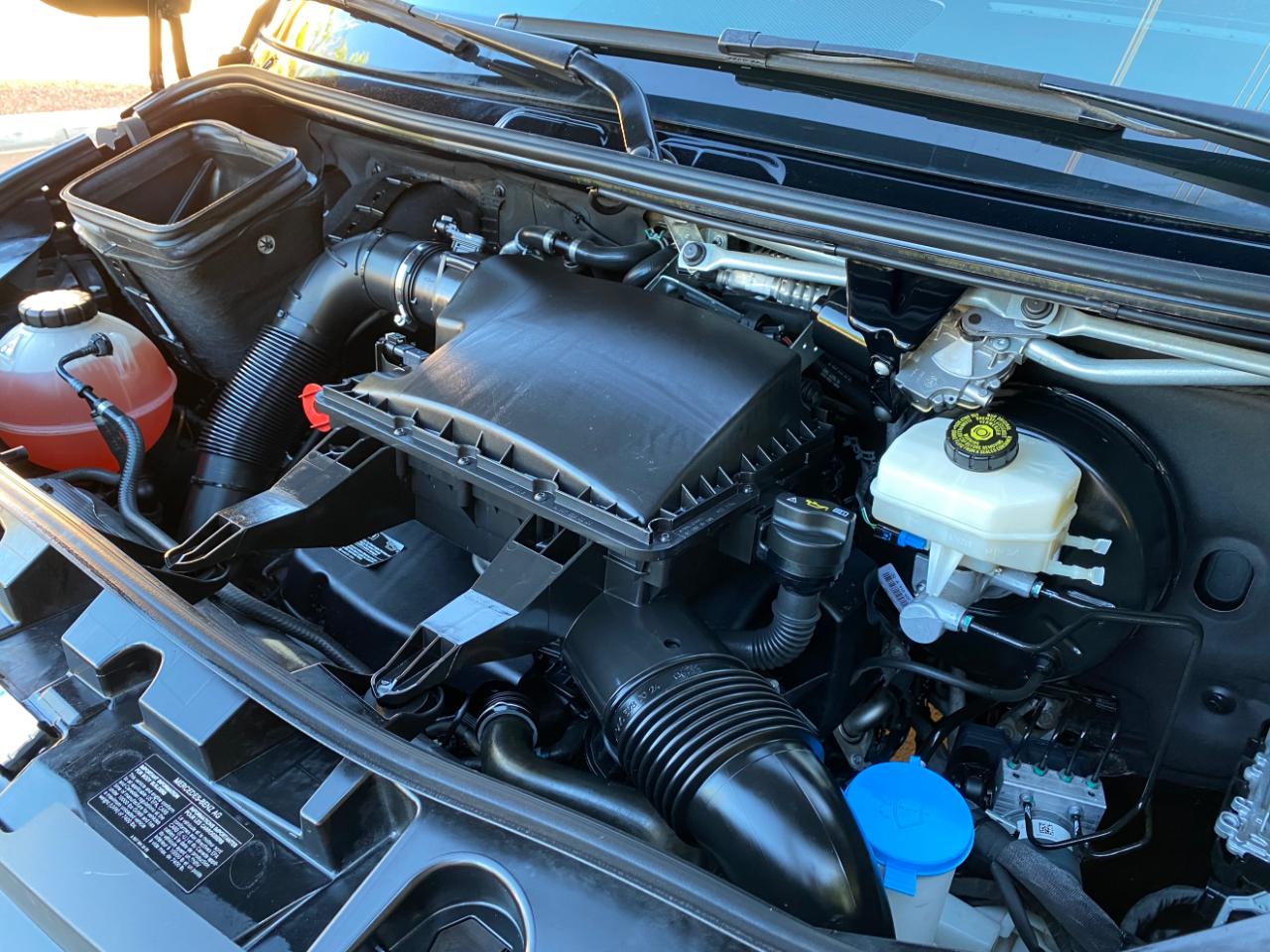 Mercedes-Benz Sprinter Passenger Van 2500 Standard Roof I4 144" RWD 2021