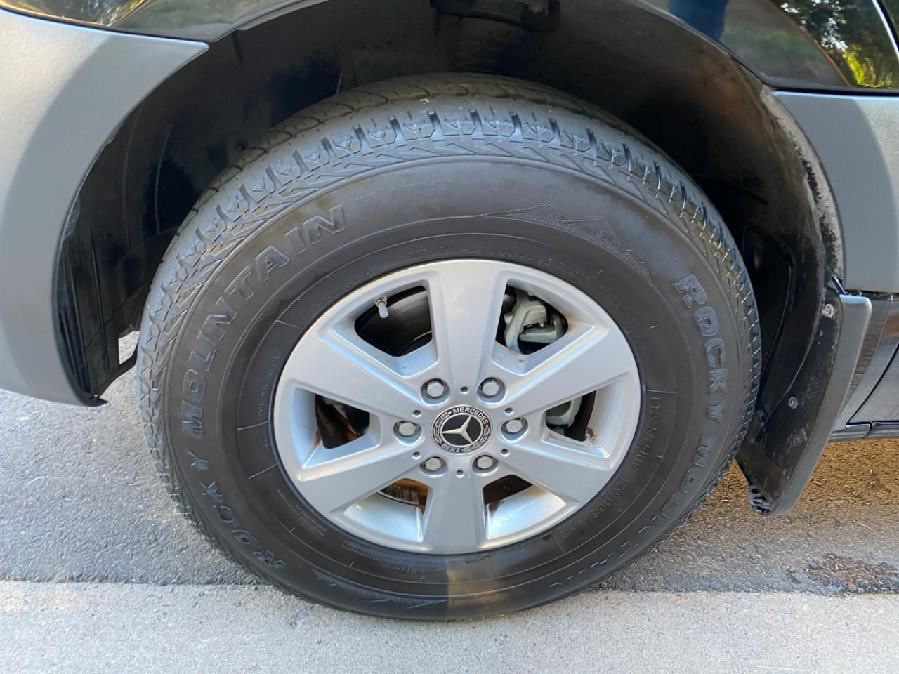 Mercedes-Benz Sprinter Passenger Van 2500 Standard Roof I4 144" RWD 2021