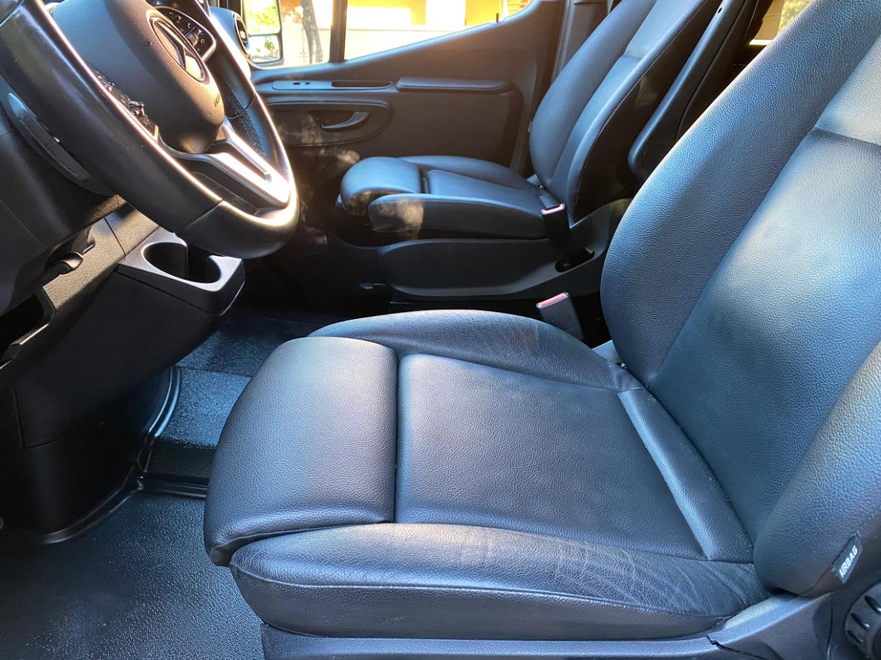 Mercedes-Benz Sprinter Passenger Van 2500 Standard Roof I4 144" RWD 2021