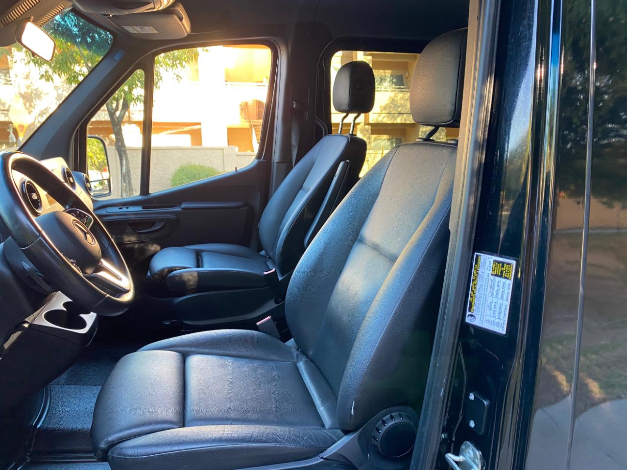 Mercedes-Benz Sprinter Passenger Van 2500 Standard Roof I4 144" RWD 2021