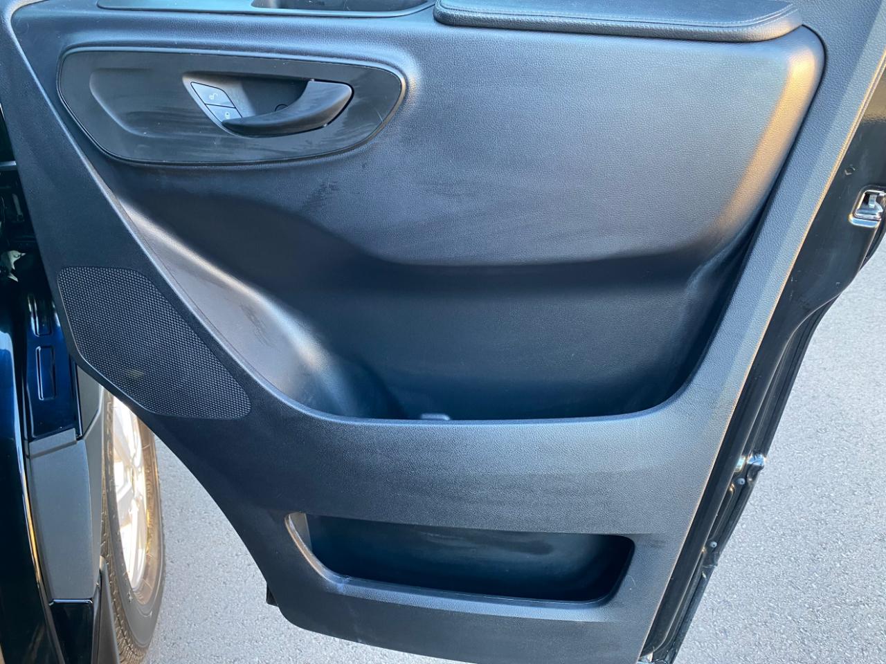 Mercedes-Benz Sprinter Passenger Van 2500 Standard Roof I4 144" RWD 2021