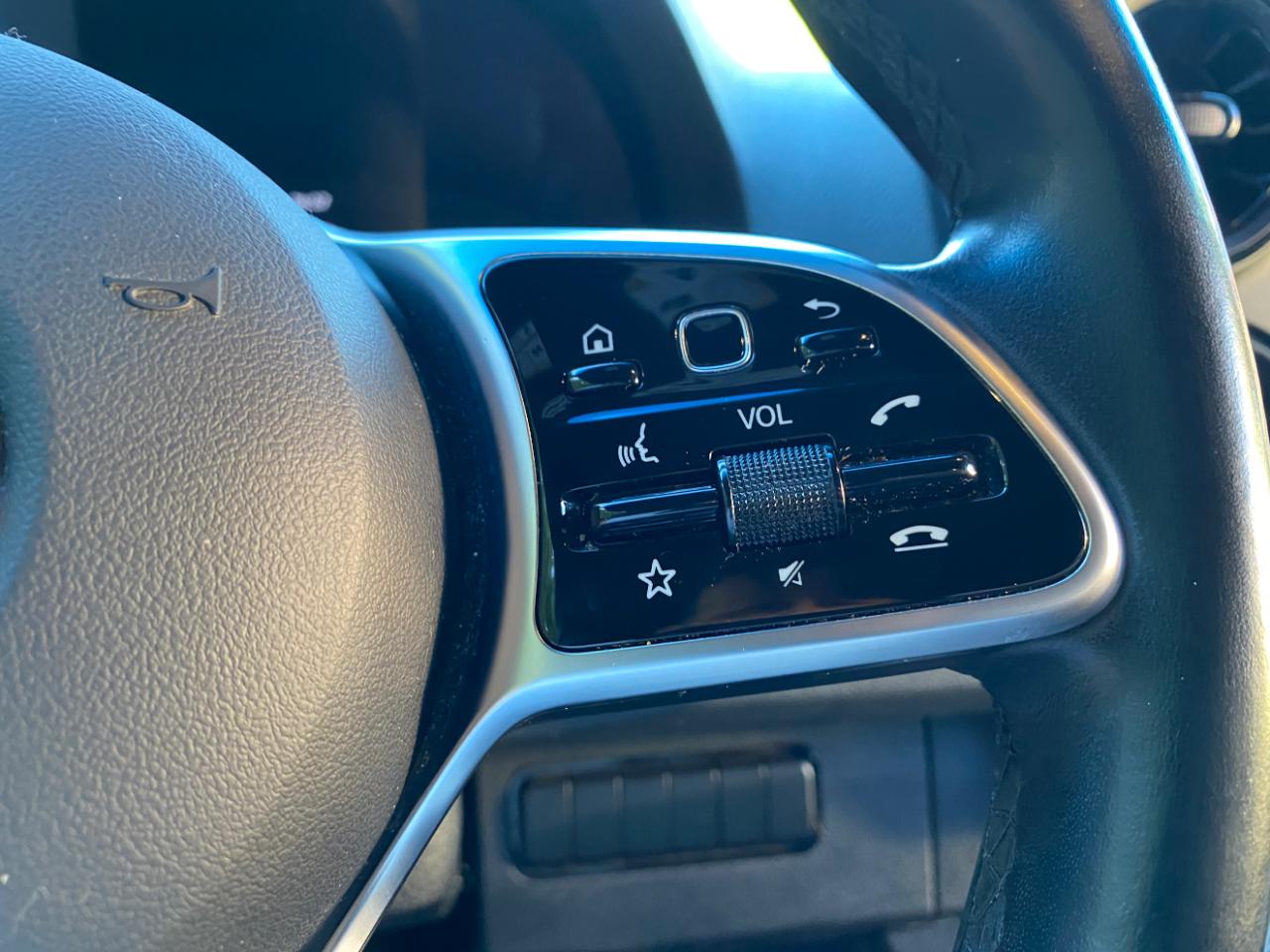 Mercedes-Benz Sprinter Passenger Van 2500 Standard Roof I4 144" RWD 2021