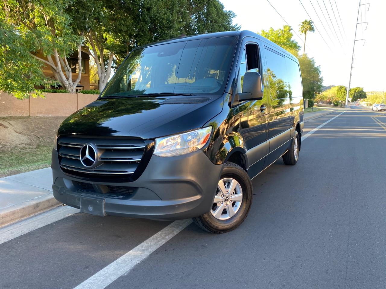 Mercedes-Benz Sprinter Passenger Van 2500 Standard Roof I4 144" RWD 2021