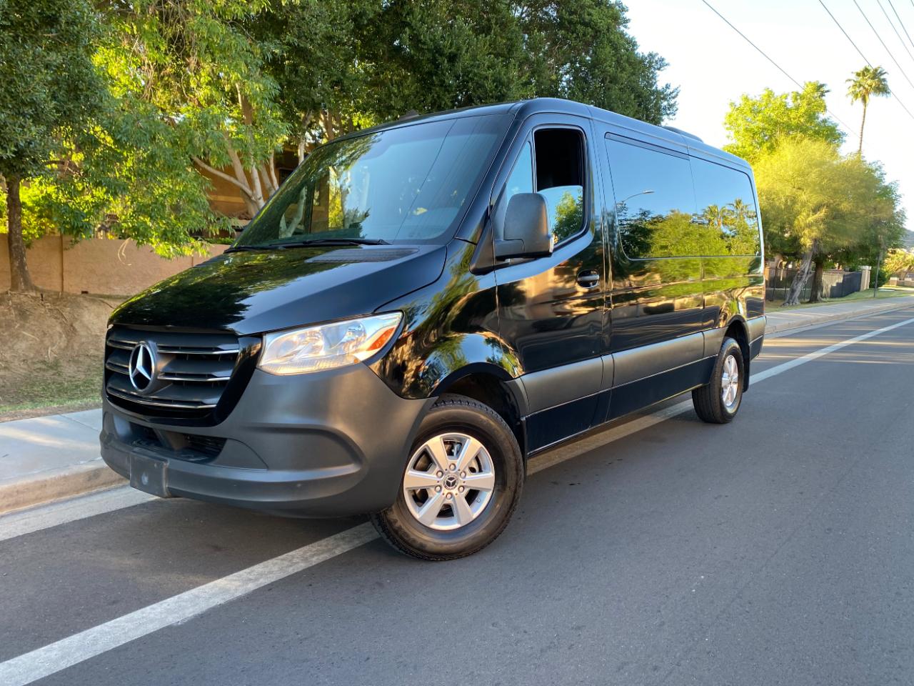 Mercedes-Benz Sprinter Passenger Van 2500 Standard Roof I4 144" RWD 2021