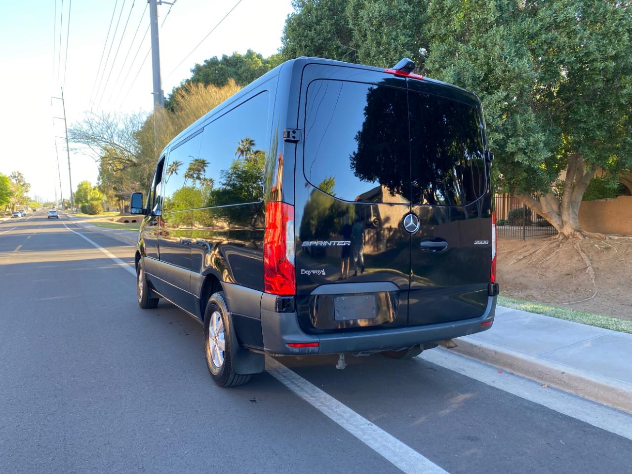 Mercedes-Benz Sprinter Passenger Van 2500 Standard Roof I4 144" RWD 2021