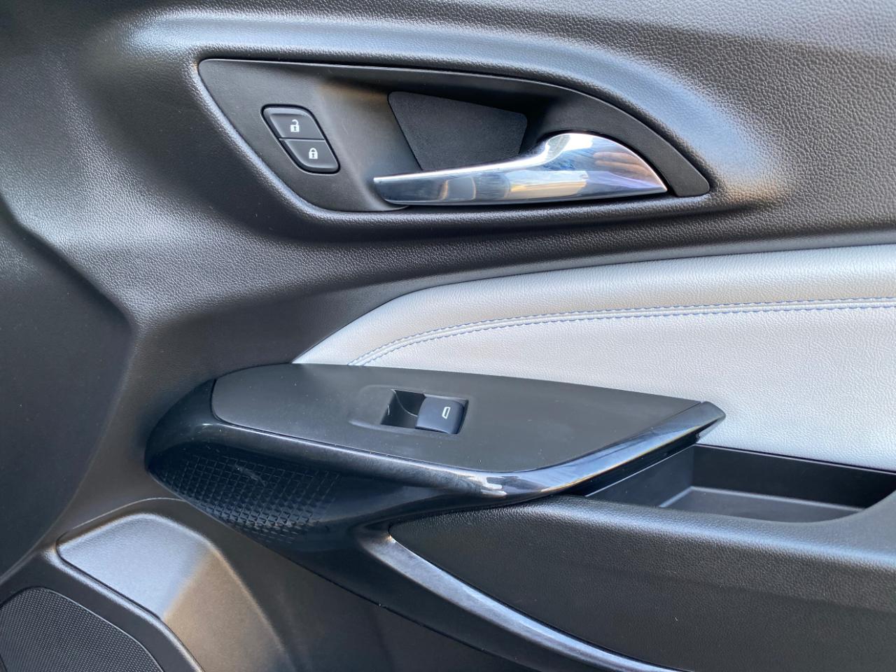 Chevrolet Trax FWD 4dr LT 2025