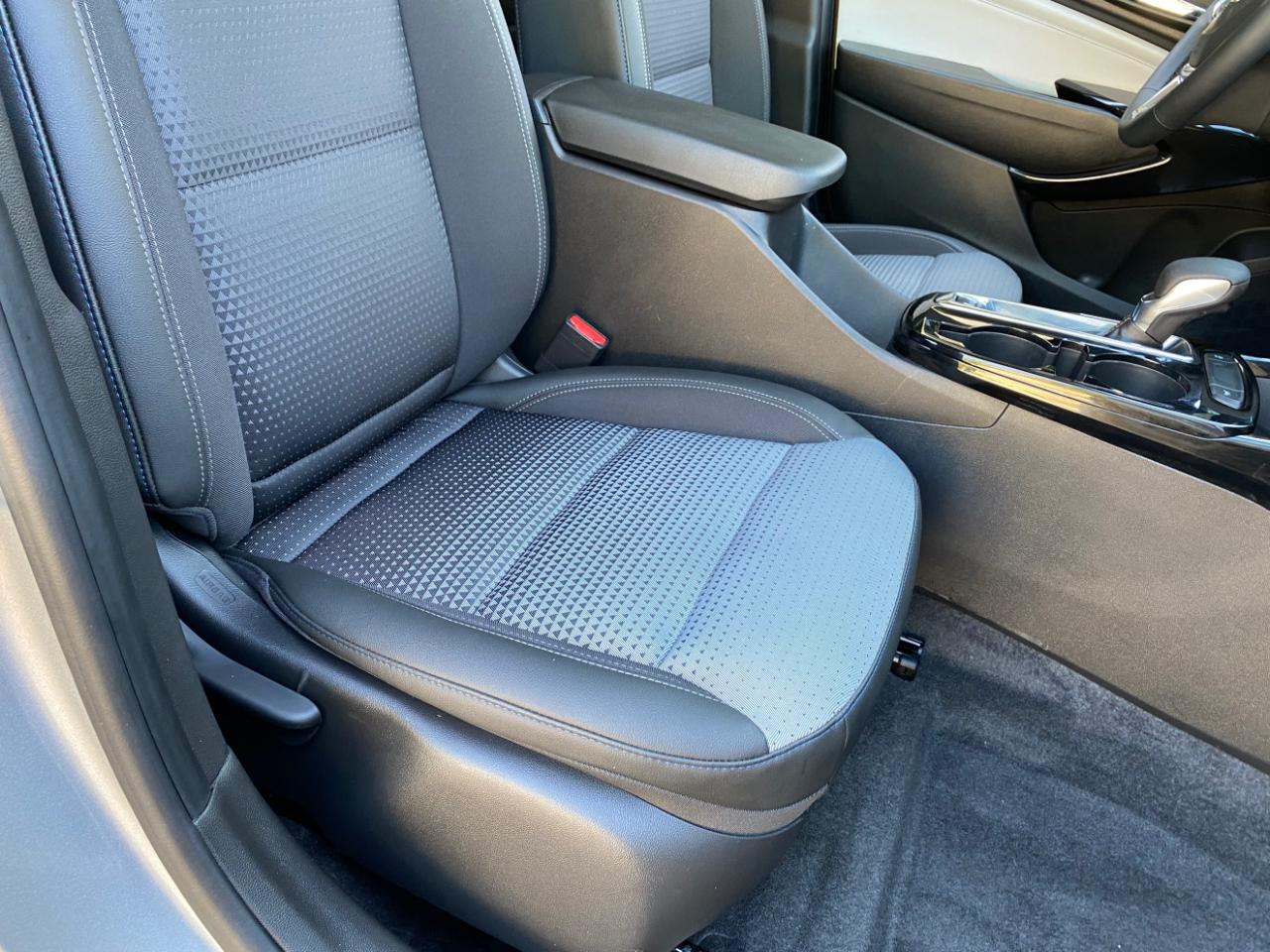 Chevrolet Trax FWD 4dr LT 2025