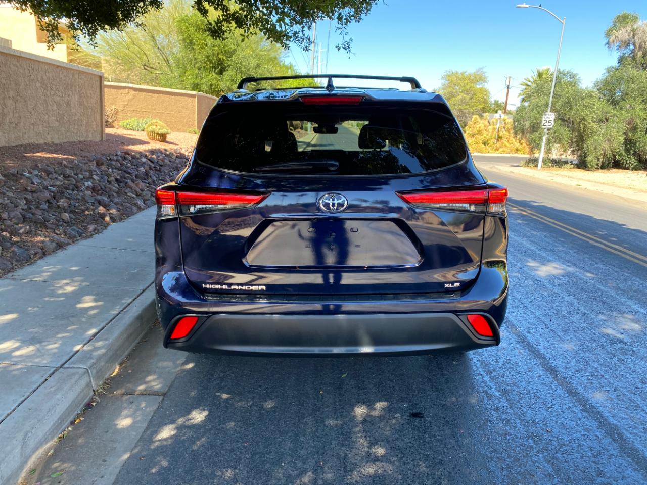 Toyota Highlander XLE 2023