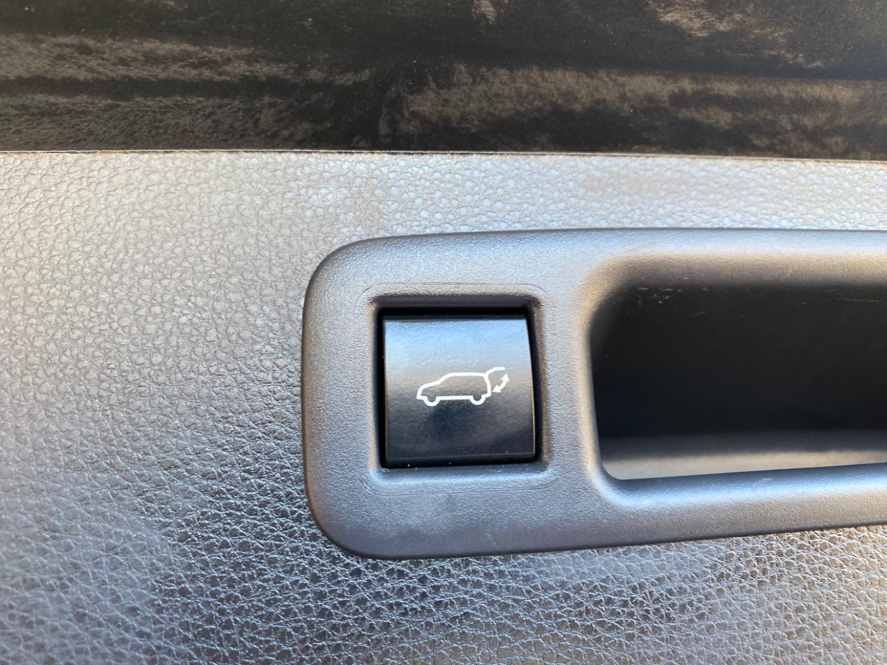 Toyota Highlander XLE 2023