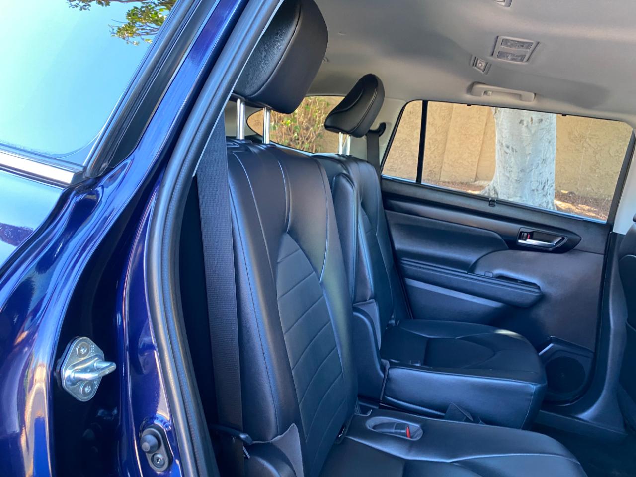 Toyota Highlander XLE 2023