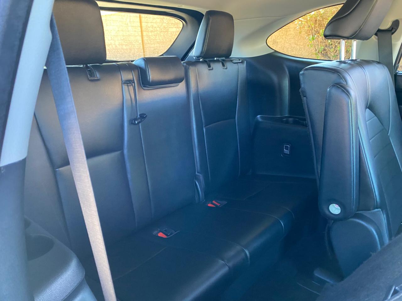 Toyota Highlander XLE 2023