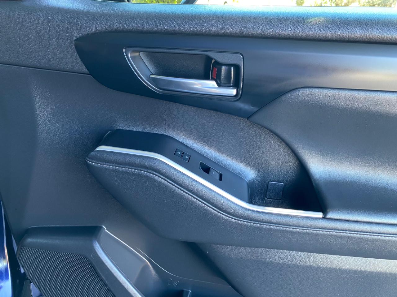 Toyota Highlander XLE 2023