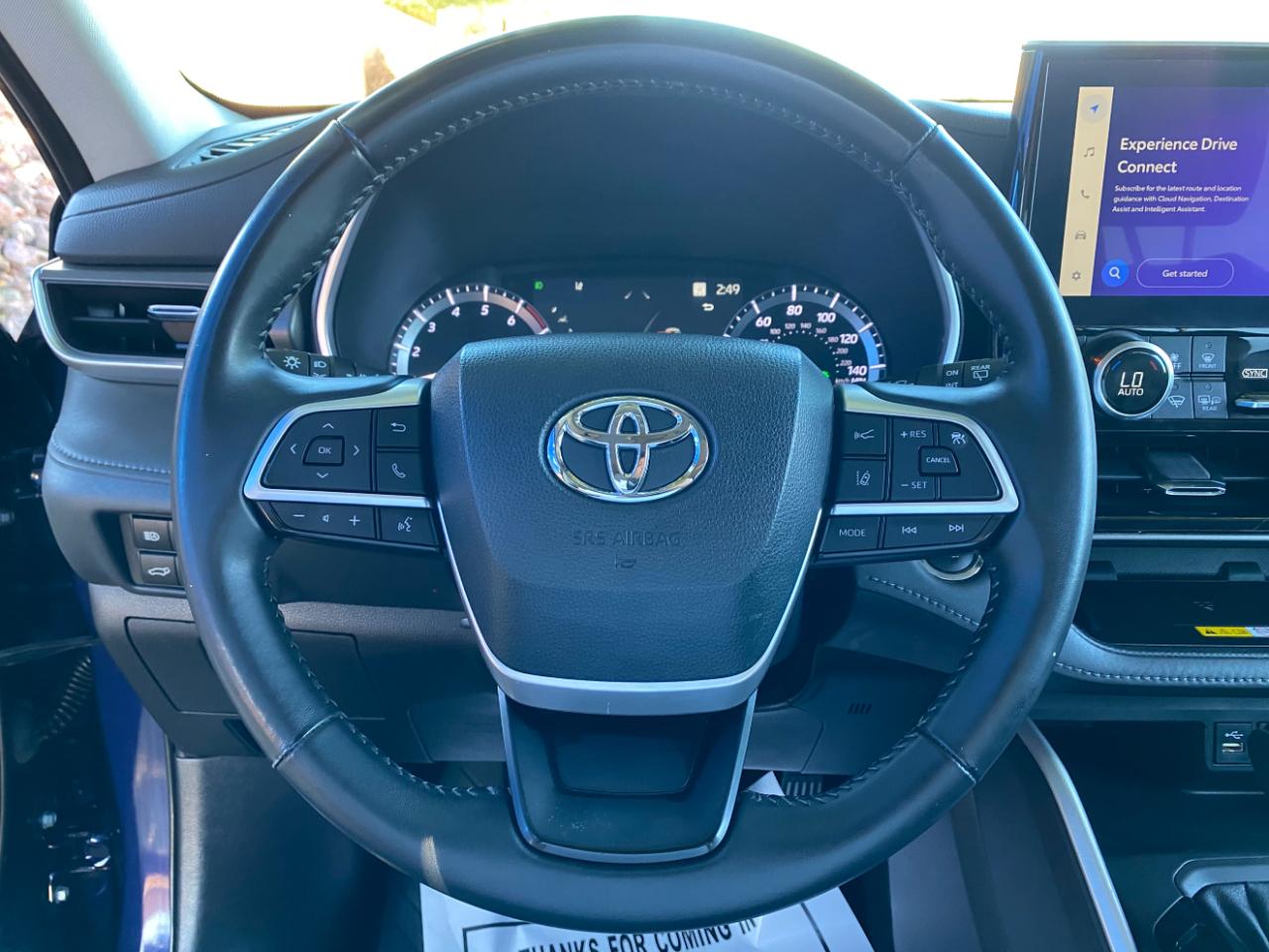 Toyota Highlander XLE 2023