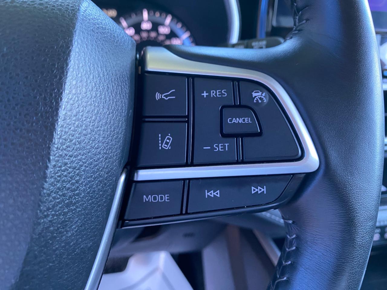 Toyota Highlander XLE 2023