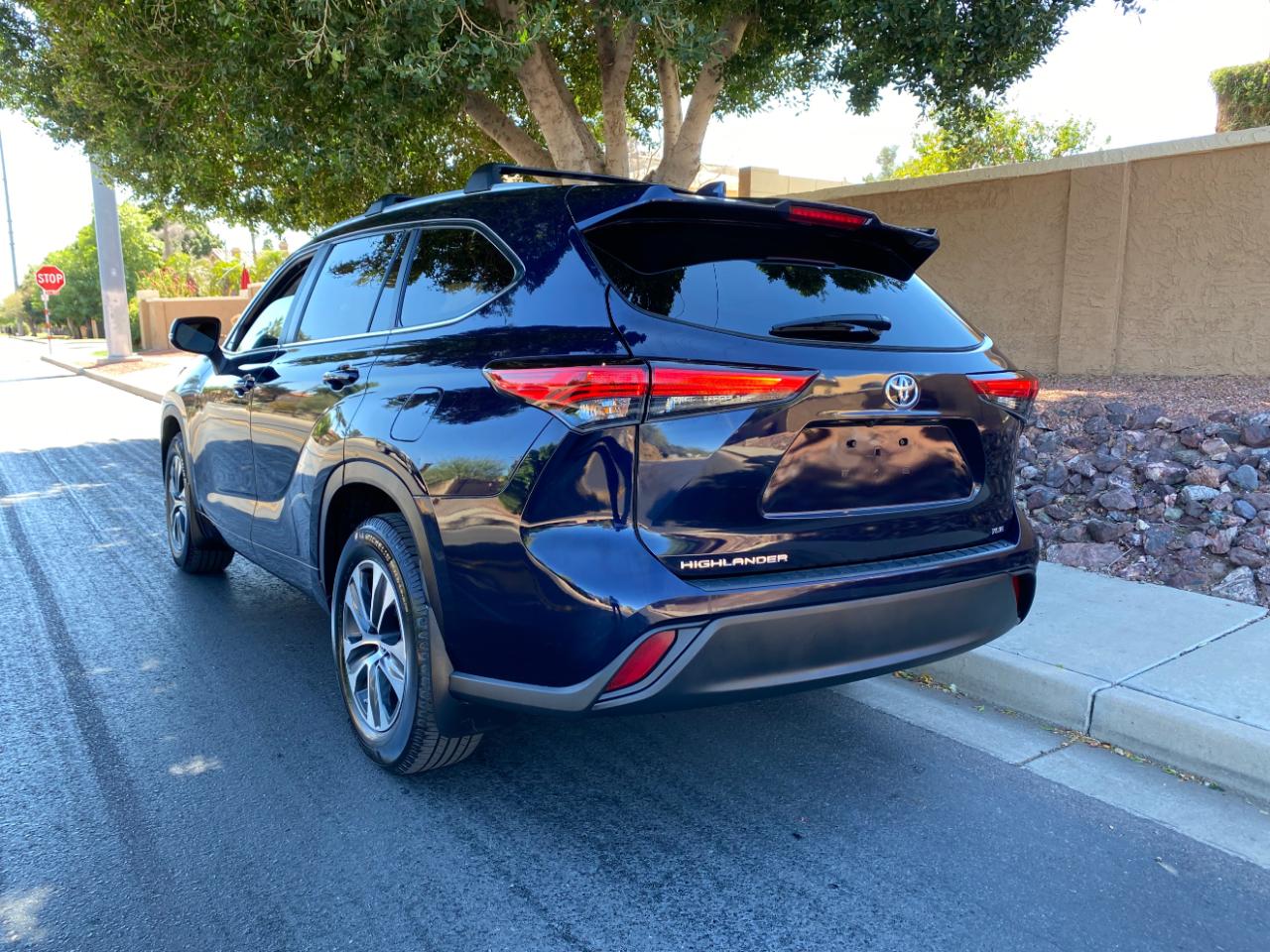 Toyota Highlander XLE 2023