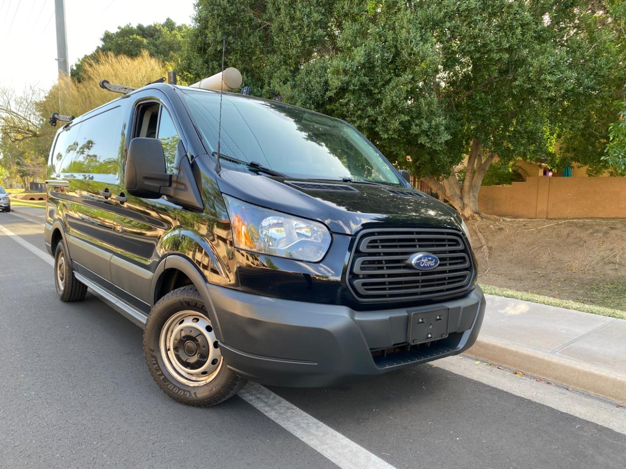 Ford Transit Van T-150 130" Low Rf 8600 GVWR Sliding RH Dr 2018