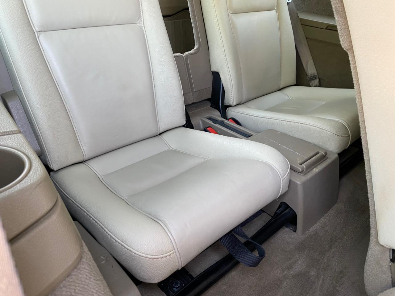 Volvo XC90 FWD 4dr I6 2011