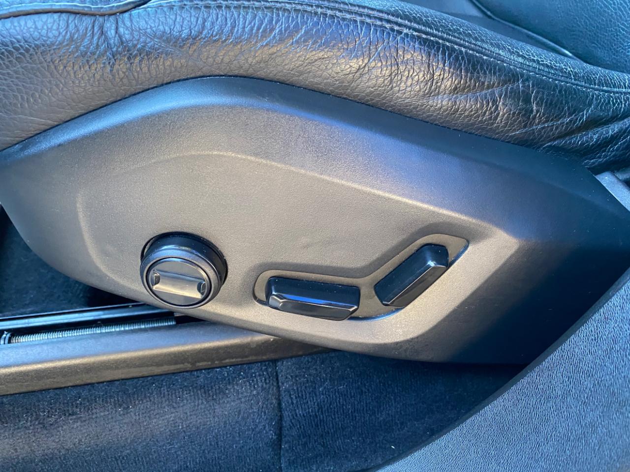 Volvo XC90 T6 AWD Momentum 6 Passenger 2020