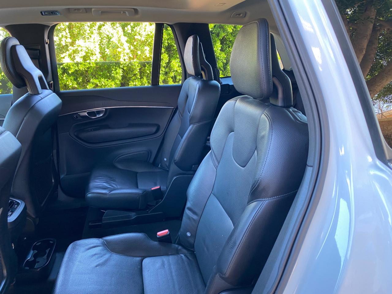 Volvo XC90 T6 AWD Momentum 6 Passenger 2020