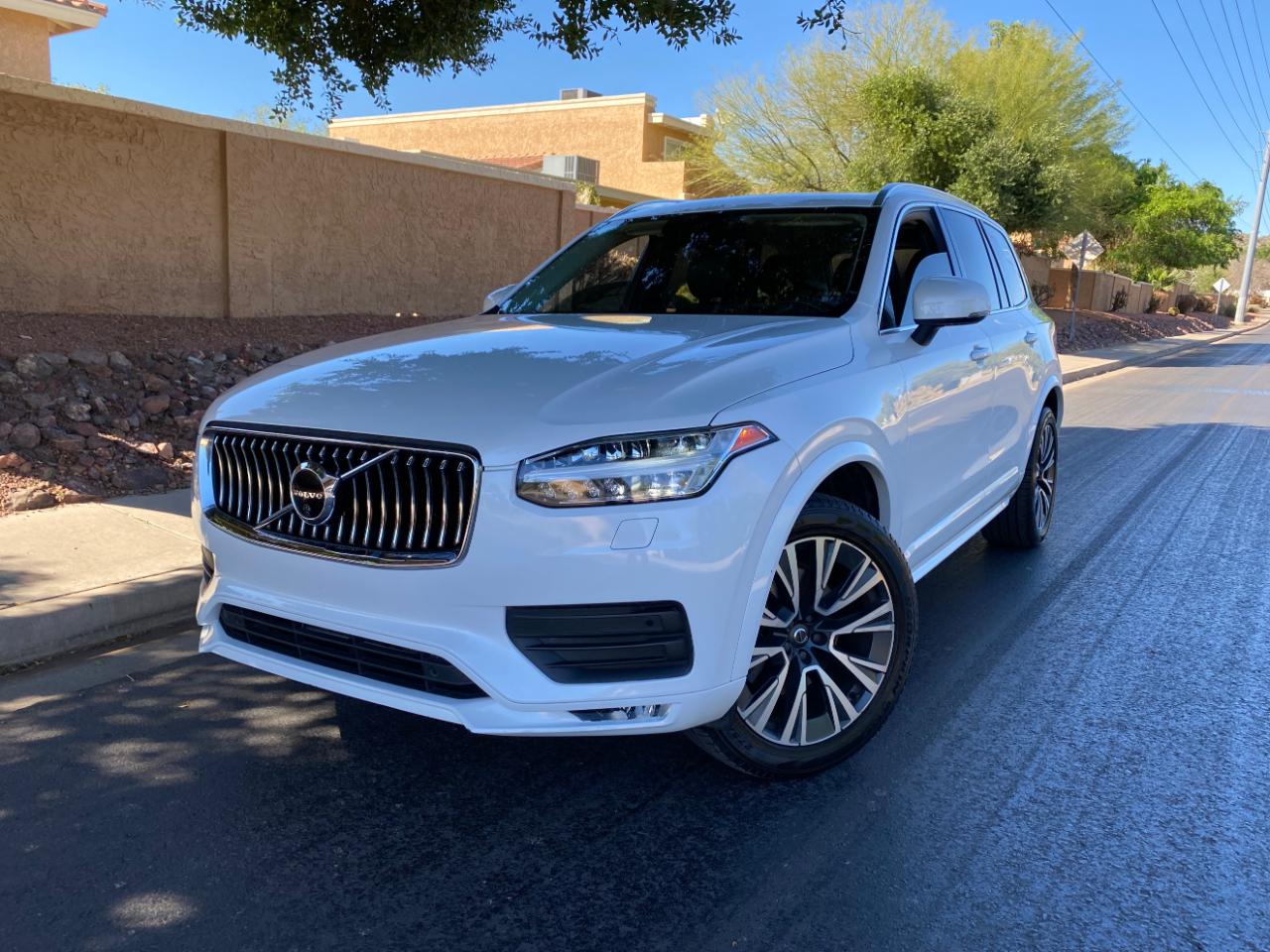 Volvo XC90 T6 AWD Momentum 6 Passenger 2020