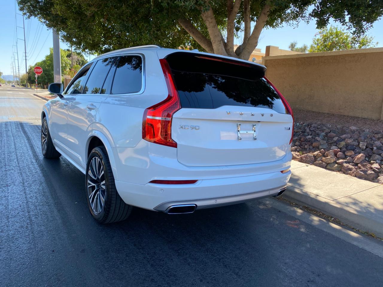 Volvo XC90 T6 AWD Momentum 6 Passenger 2020