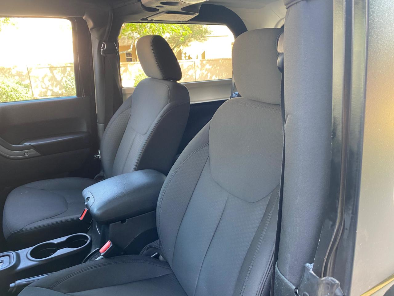 Jeep Wrangler 4WD 2dr Sport 2016