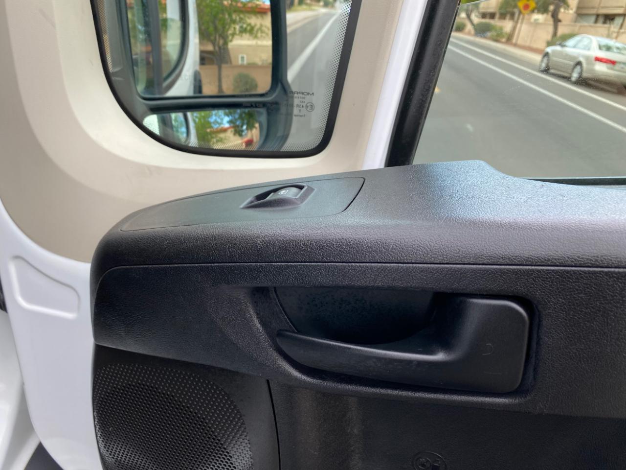 RAM ProMaster Cargo Van 1500 Low Roof 136" WB 2017