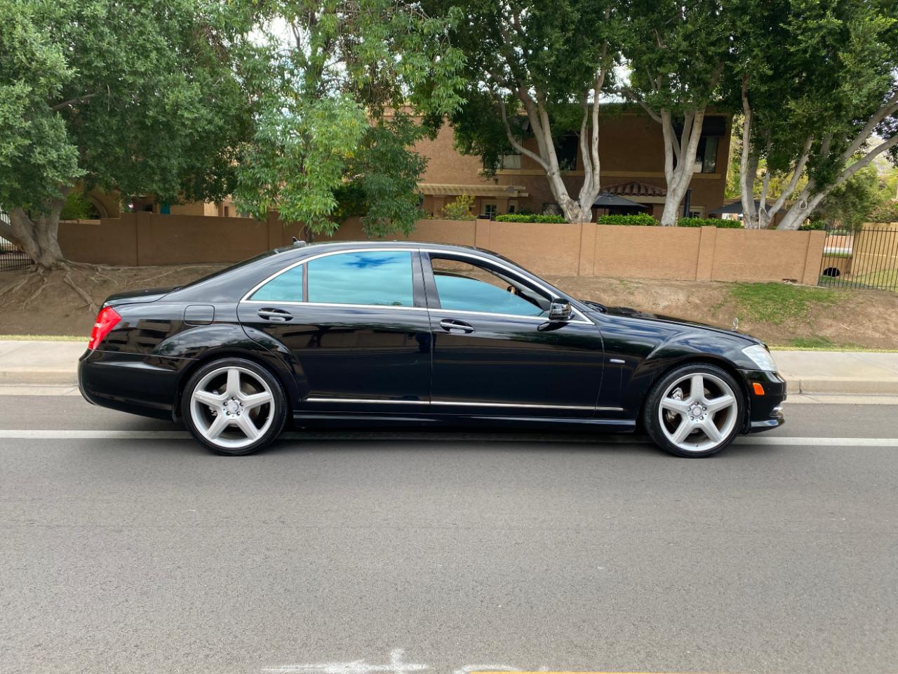 Mercedes-Benz S-Class 4dr Sdn S 550 RWD 2012