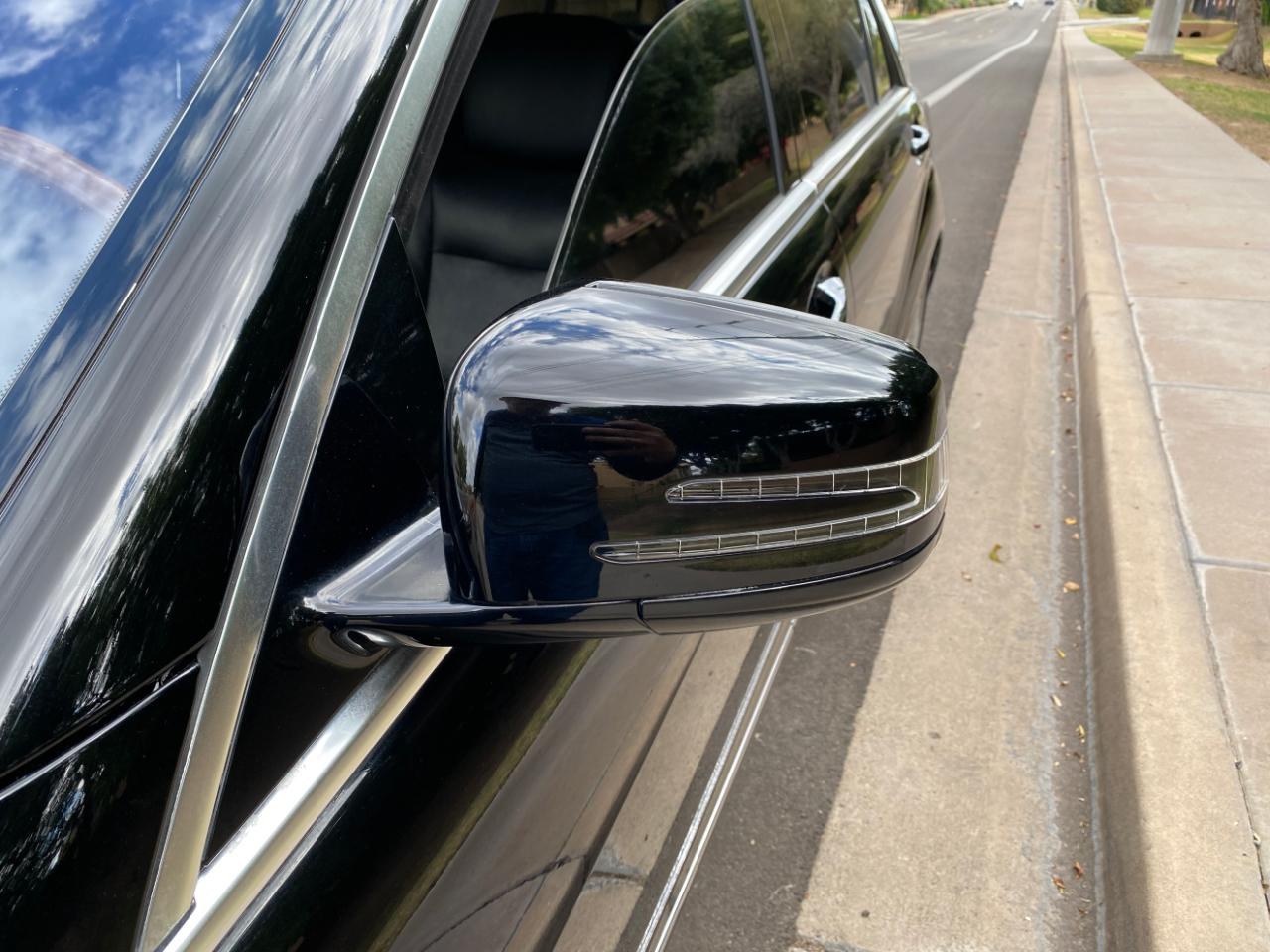 Mercedes-Benz S-Class 4dr Sdn S 550 RWD 2012