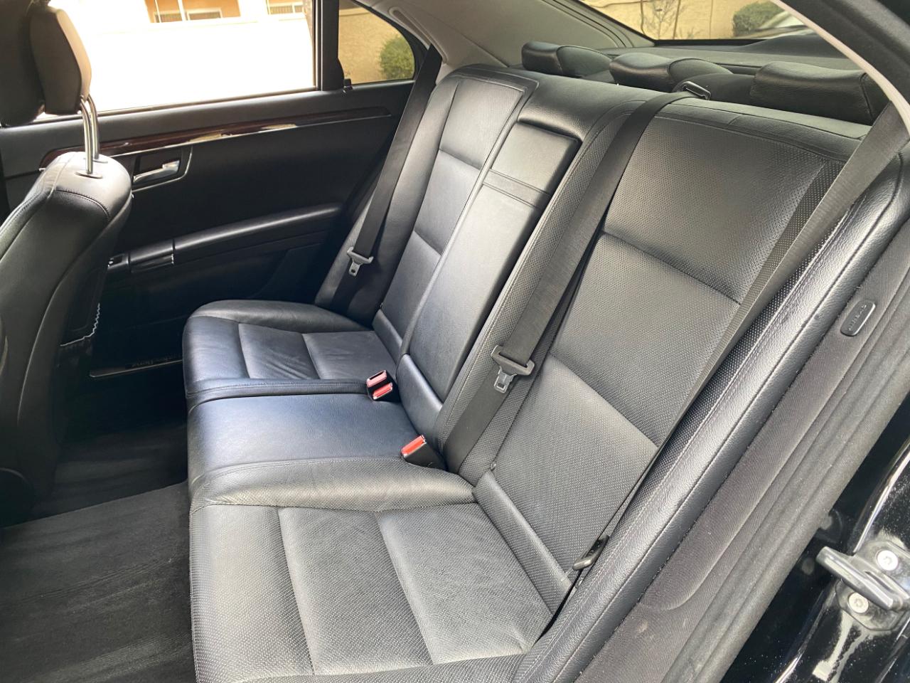 Mercedes-Benz S-Class 4dr Sdn S 550 RWD 2012