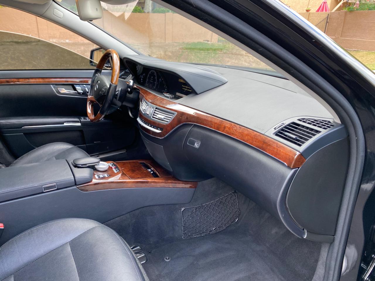 Mercedes-Benz S-Class 4dr Sdn S 550 RWD 2012