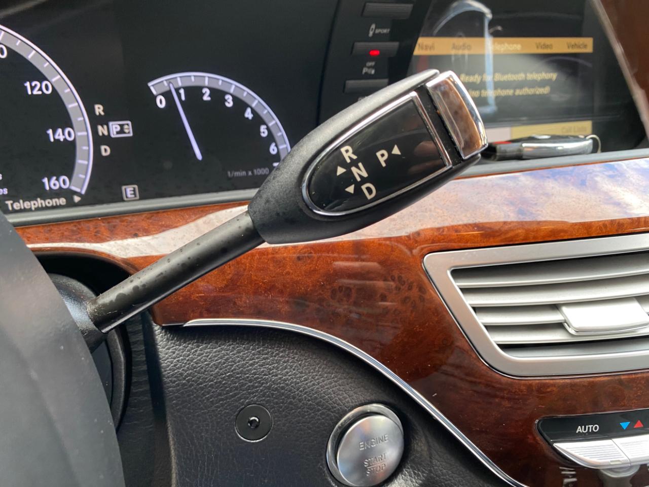 Mercedes-Benz S-Class 4dr Sdn S 550 RWD 2012