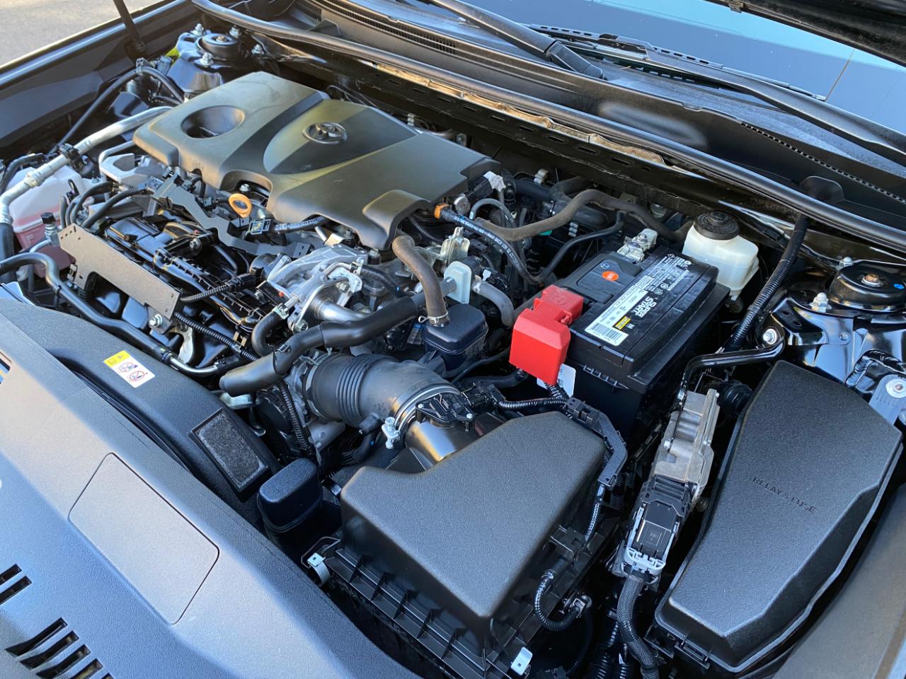 Toyota Camry SE Auto (Natl) 2020