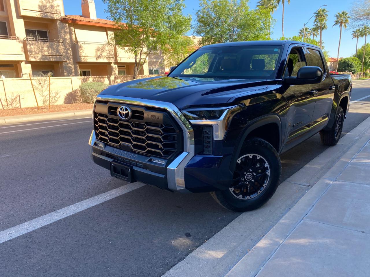 Toyota Tundra 4WD SR5 CrewMax 5.5' Bed (Natl) 2024