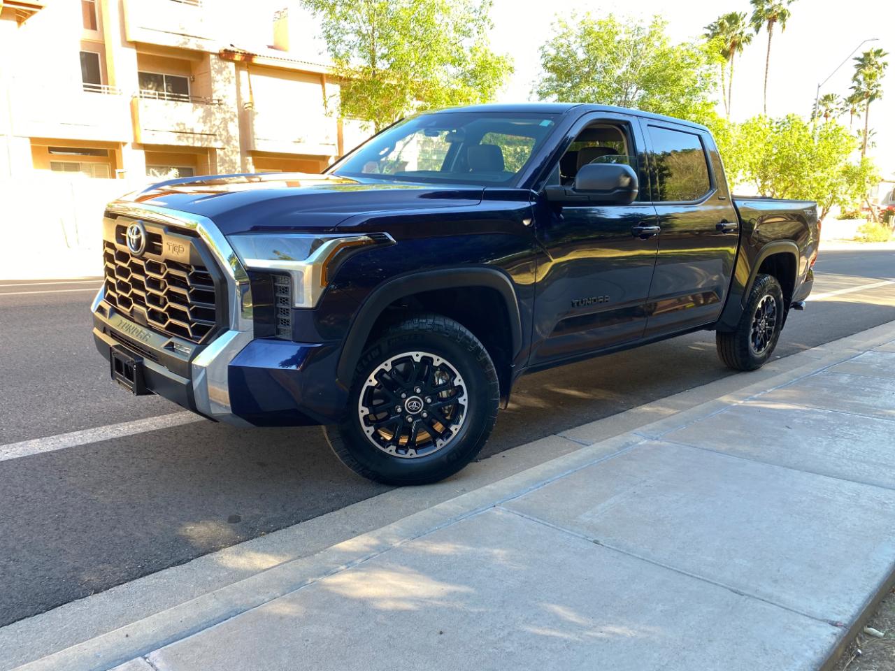 Toyota Tundra 4WD SR5 CrewMax 5.5' Bed (Natl) 2024