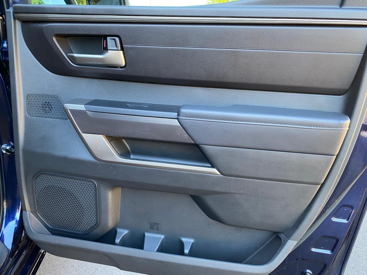 Toyota Tundra 4WD SR5 CrewMax 5.5' Bed (Natl) 2024