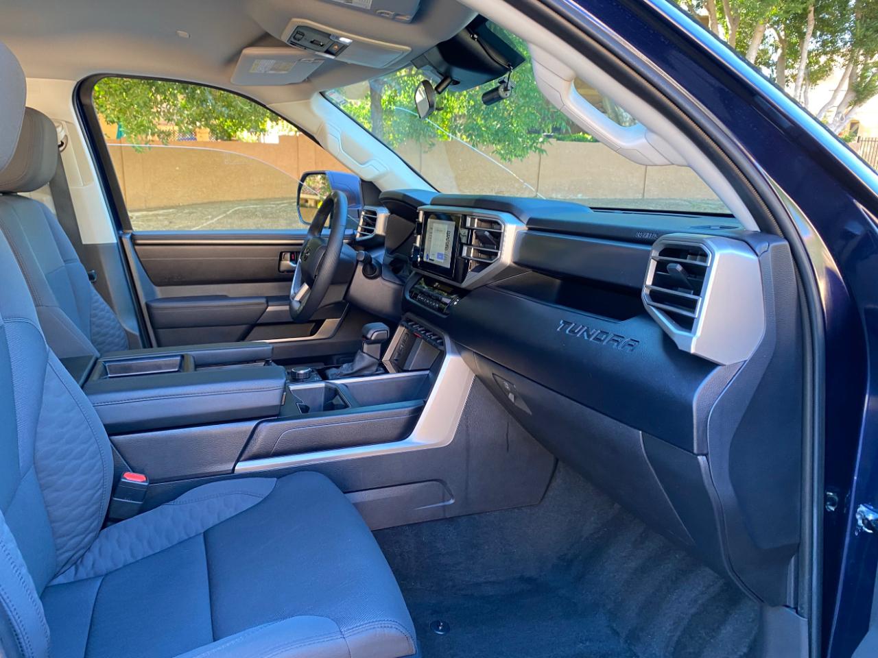 Toyota Tundra 4WD SR5 CrewMax 5.5' Bed (Natl) 2024