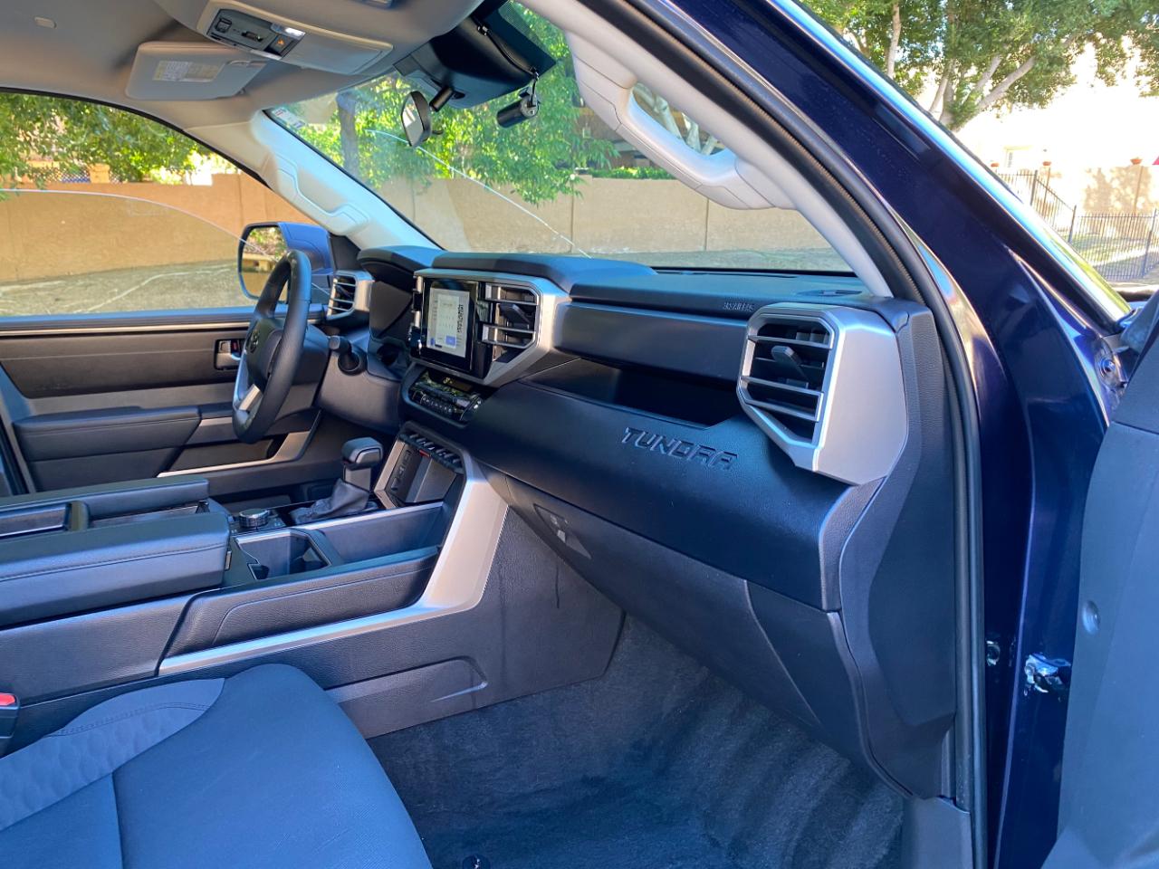 Toyota Tundra 4WD SR5 CrewMax 5.5' Bed (Natl) 2024