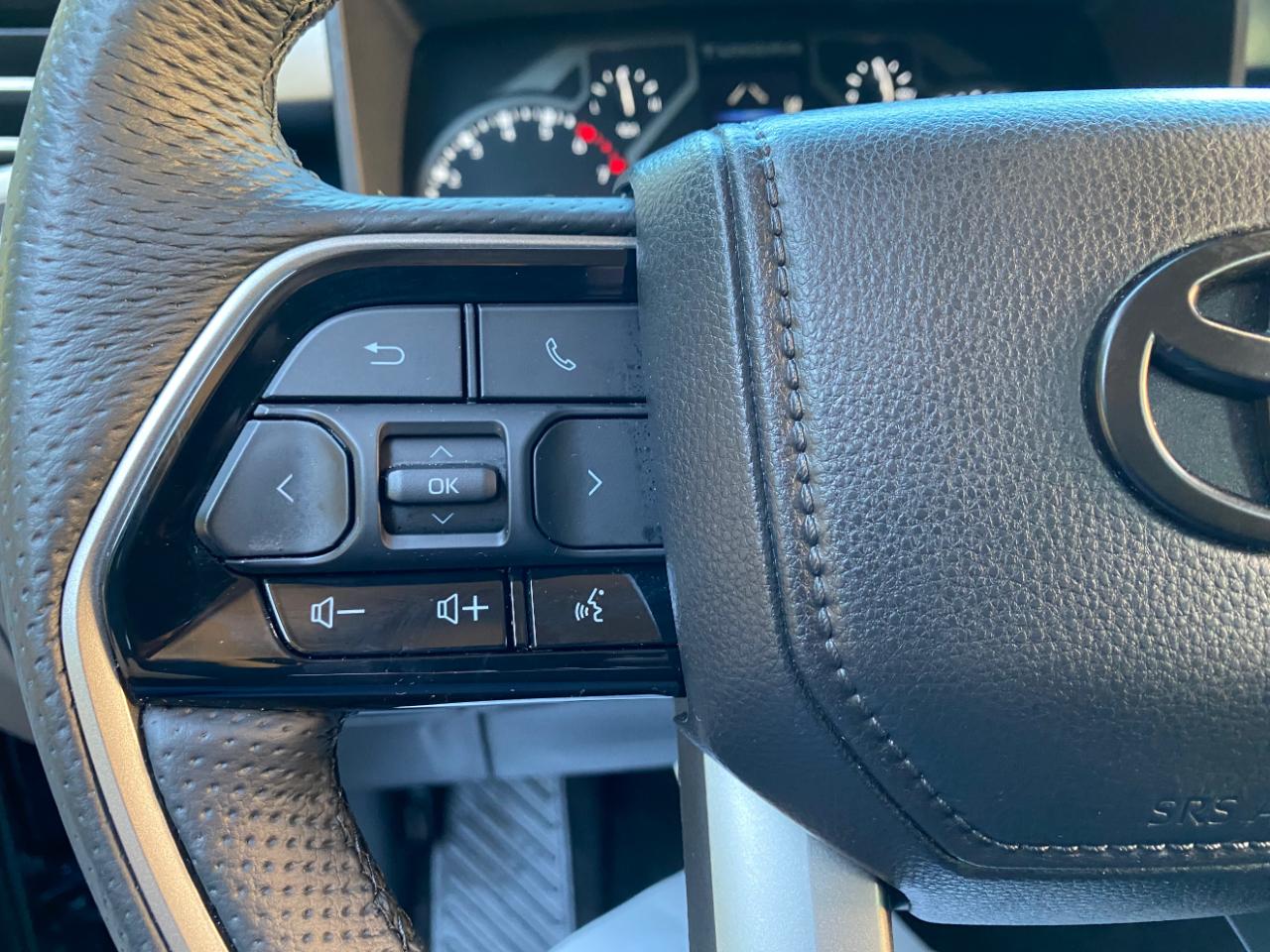 Toyota Tundra 4WD SR5 CrewMax 5.5' Bed (Natl) 2024