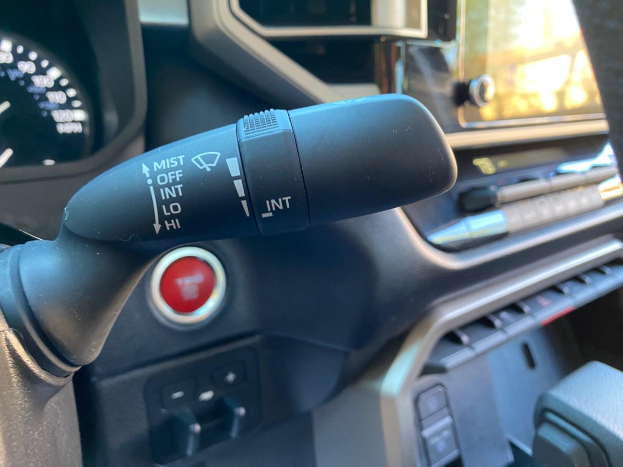 Toyota Tundra 4WD SR5 CrewMax 5.5' Bed (Natl) 2024