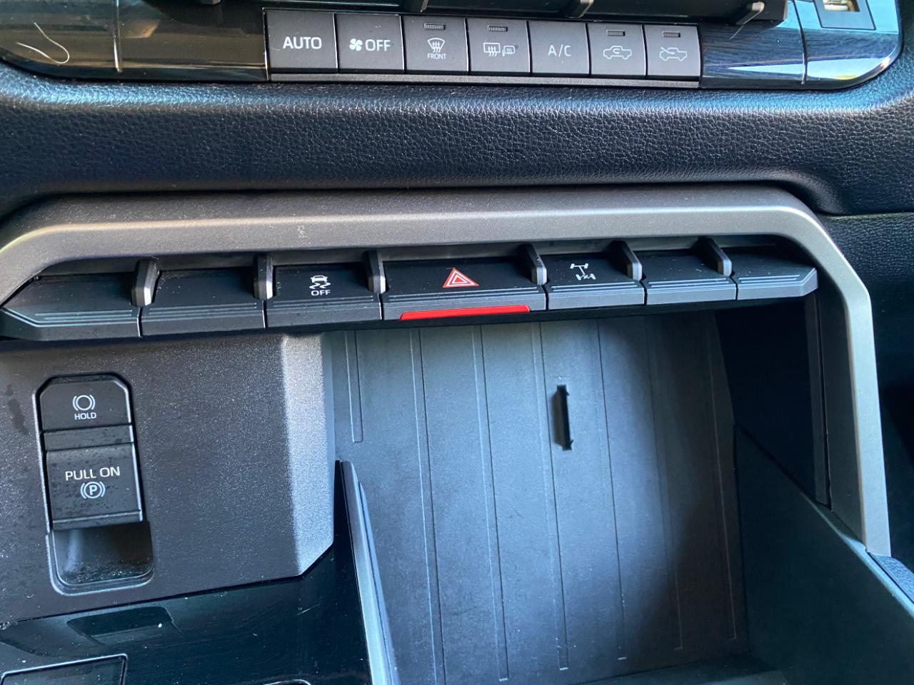 Toyota Tundra 4WD SR5 CrewMax 5.5' Bed (Natl) 2024