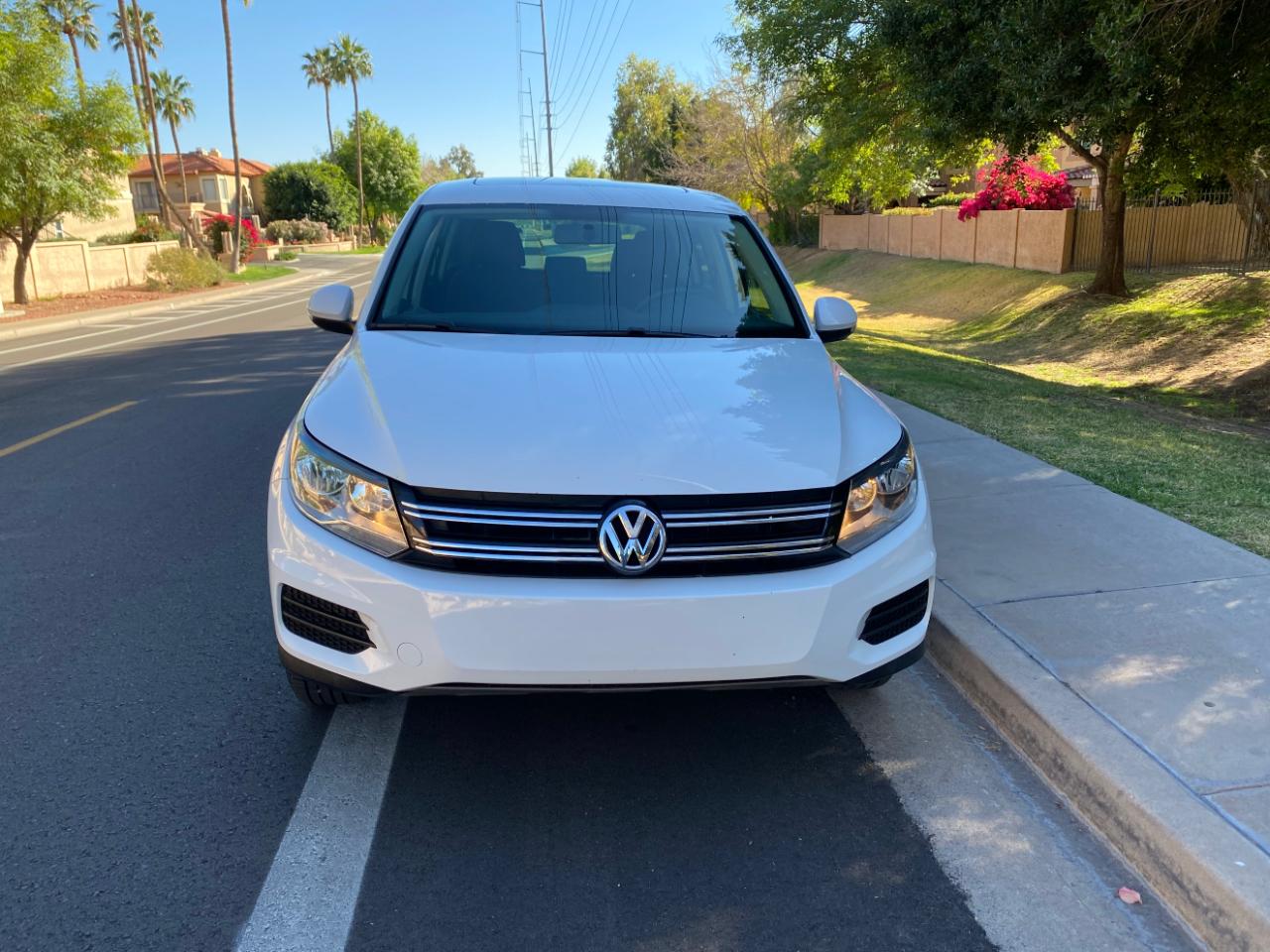 Volkswagen Tiguan 2WD 4dr Auto S 2012